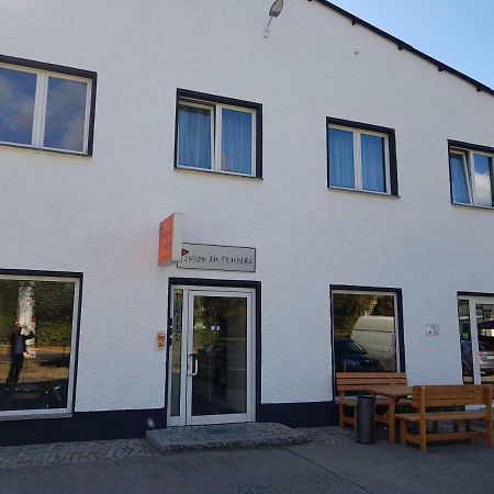 Pension Am Filmpark Potsdam Exterior foto